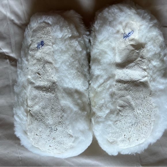Unisex Real Alpaca fur slippers (different sizes) - Picture 6 of 6